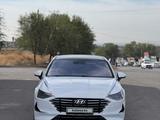 Hyundai Sonata 2021 года за 14 500 000 тг. в Алматы – фото 2