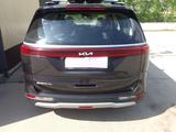 Kia Carnival 2023 годаүшін18 000 000 тг. в Алтай – фото 5