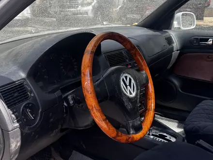 Volkswagen Golf 2003 года за 1 200 000 тг. в Алматы – фото 10