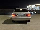 Mercedes-Benz E 320 1998 годаүшін4 000 000 тг. в Талдыкорган – фото 3