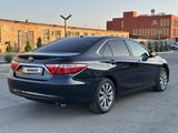 Toyota Camry 2015 года за 6 400 000 тг. в Атырау – фото 5