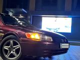 Toyota Camry 1998 годаүшін2 850 000 тг. в Жаркент