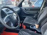 Honda CR-V 1999 годаүшін2 700 000 тг. в Петропавловск – фото 4