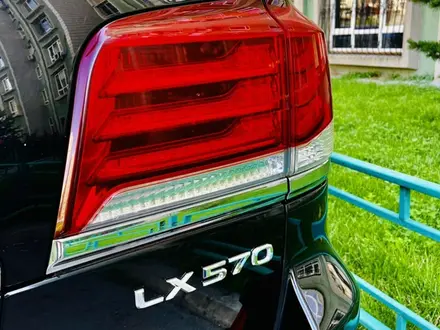 Lexus LX 570 2012 года за 27 300 000 тг. в Алматы – фото 6
