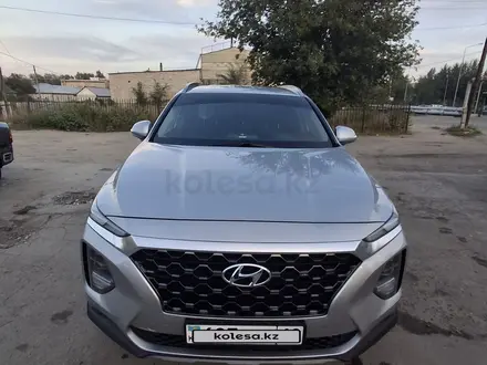 Hyundai Santa Fe 2019 года за 13 500 000 тг. в Семей – фото 2