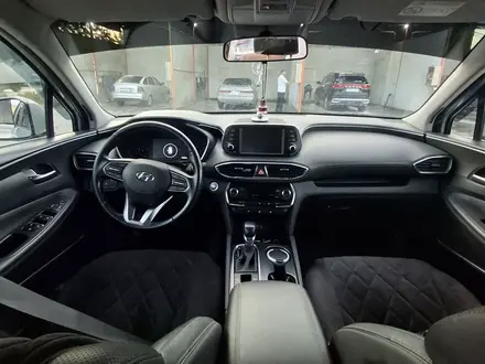 Hyundai Santa Fe 2019 года за 13 500 000 тг. в Семей – фото 20