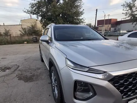 Hyundai Santa Fe 2019 года за 13 500 000 тг. в Семей – фото 21