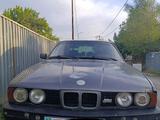 BMW 525 1991 года за 1 000 000 тг. в Жезказган