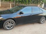 Toyota Camry 2017 года за 5 200 000 тг. в Балхаш – фото 4