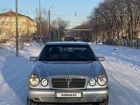 Mercedes-Benz E 200 1997 годаfor2 750 000 тг. в Караганда