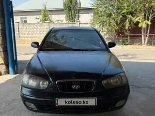 Hyundai Elantra, 2001