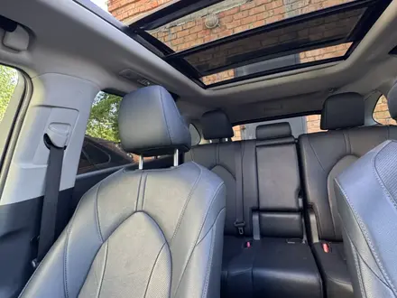 Toyota Highlander 2023 года за 24 000 000 тг. в Астана – фото 18