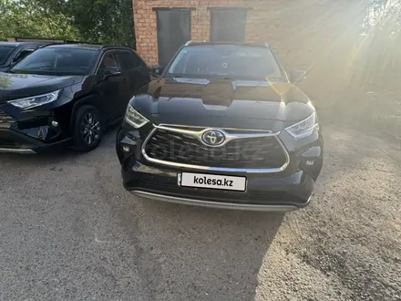 Toyota Highlander 2023 года за 24 000 000 тг. в Астана – фото 2