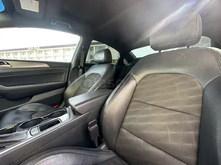 Hyundai Sonata 2018 года за 8 750 000 тг. в Тараз – фото 14