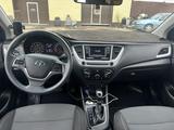 Hyundai Accent 2022 года за 5 300 000 тг. в Уральск – фото 5