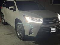 Toyota Highlander 2015 года за 12 000 000 тг. в Актау