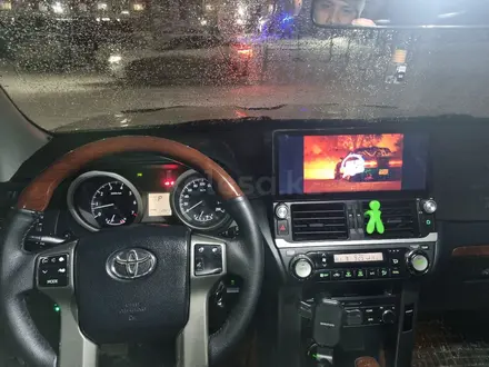 Toyota Land Cruiser Prado 2013 года за 15 350 000 тг. в Актобе – фото 5
