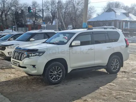 Toyota Land Cruiser Prado 2013 года за 15 350 000 тг. в Актобе – фото 2