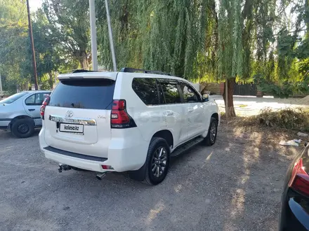 Toyota Land Cruiser Prado 2013 года за 15 350 000 тг. в Актобе – фото 4