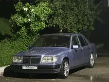 Mercedes-Benz E-Class, 1993