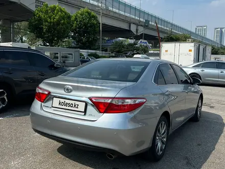 Toyota Camry 2015 года за 10 500 000 тг. в Алматы – фото 4