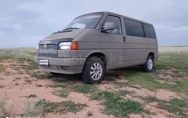 Volkswagen Caravelle 1991 годаfor3 500 000 тг. в Астана