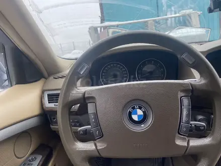 BMW 745 2002 года за 2 800 000 тг. в Алматы – фото 7