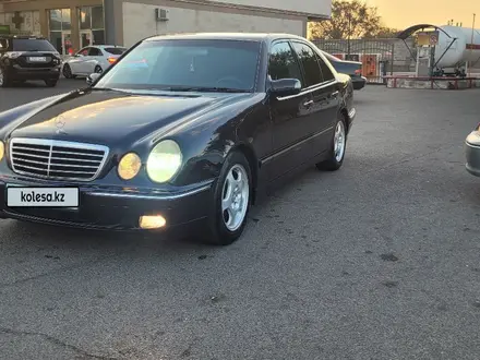 Mercedes-Benz E 280 2000 года за 4 000 000 тг. в Алматы