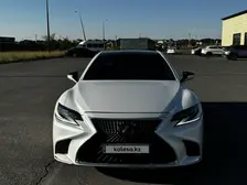 Lexus ls-500, 2018
