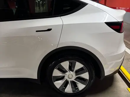 Tesla Model Y 2022 года за 18 000 000 тг. в Алматы – фото 13