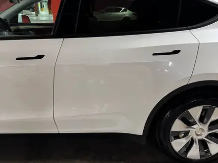 Tesla Model Y 2022 года за 18 000 000 тг. в Алматы – фото 12
