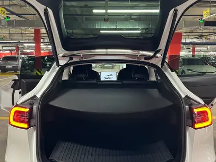 Tesla Model Y 2022 года за 18 000 000 тг. в Алматы – фото 23