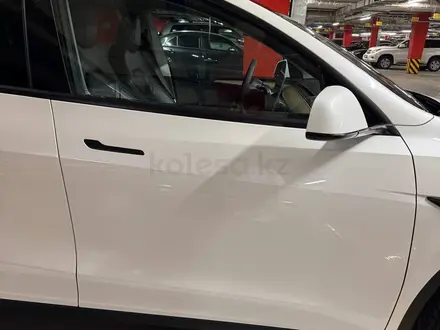 Tesla Model Y 2022 года за 18 000 000 тг. в Алматы – фото 4