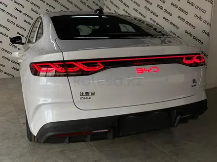 BYD Qin L DM-i Leading 2025 года за 10 790 000 тг. в Астана – фото 13