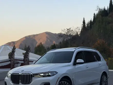 BMW X7 2021 года за 38 000 000 тг. в Алматы – фото 2