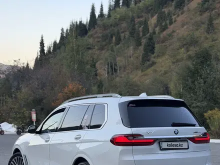 BMW X7 2021 года за 38 000 000 тг. в Алматы – фото 15