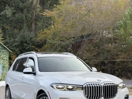BMW X7 2021 года за 38 000 000 тг. в Алматы