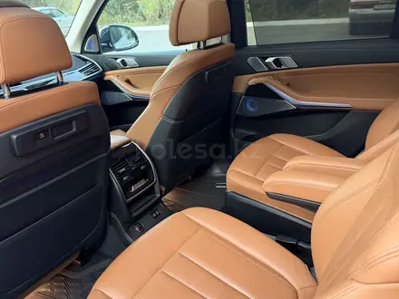 BMW X7 2021 года за 38 000 000 тг. в Алматы – фото 9