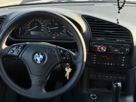 BMW 328 1995 года за 3 000 000 тг. в Алматы – фото 11