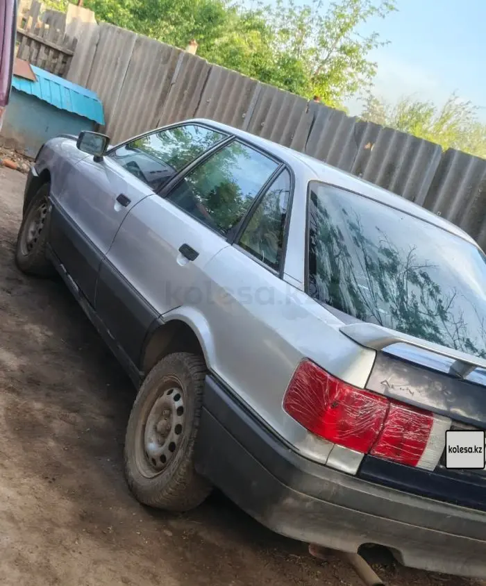 Audi 80, 1990