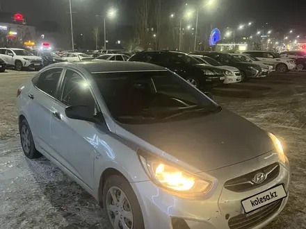 Hyundai Accent 2014 года за 4 550 000 тг. в Астана – фото 2