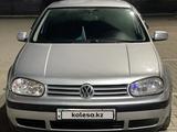 Volkswagen Golf 2001 года за 2 550 000 тг. в Актобе – фото 2