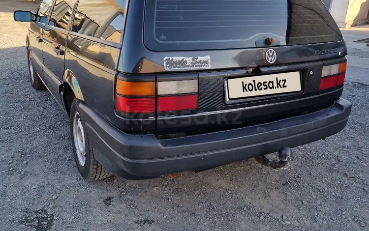 Volkswagen Passat 1991 годаfor1 300 000 тг. в Туркестан