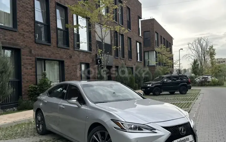 Lexus ES 250 2020 года за 19 500 000 тг. в Актау