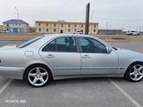 Mercedes-Benz E 320 2000 года за 5 900 000 тг. в Жанаозен – фото 5