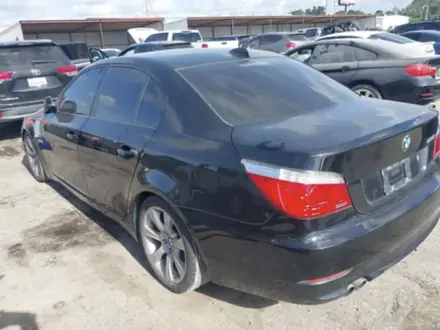 BMW 535 2009 года за 2 650 000 тг. в Алматы – фото 3