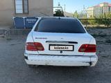 Mercedes-Benz E 200 1995 года за 700 000 тг. в Бейнеу – фото 2