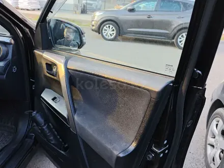 Toyota RAV4 2018 года за 9 800 000 тг. в Астана – фото 8