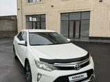 Toyota Camry 2017 года за 13 700 000 тг. в Шымкент