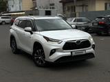 Toyota Highlander 2022 годаүшін22 000 000 тг. в Павлодар – фото 2